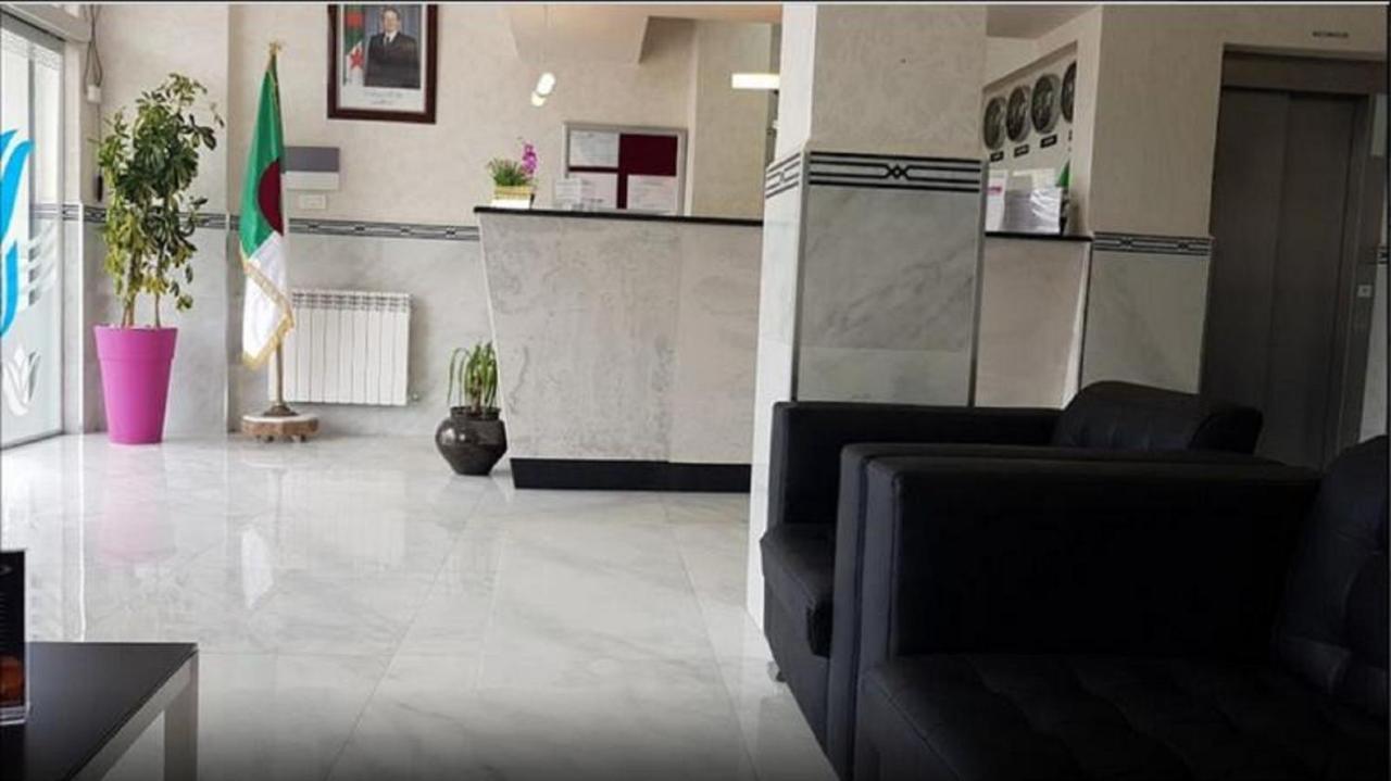 Le Palais Familial Hotel Algiers Bagian luar foto